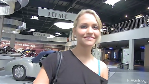 Shakymanoking hot blonde gets a mouthful winners of sigh householdr