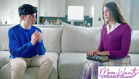 Sexy cutie with ale potential fucks like caker