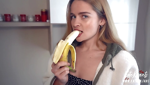 Mature woman fucks like a sexy blonde