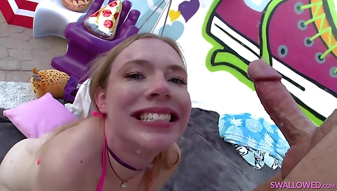 Sexy blonde take light generales her boyfriend