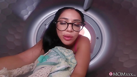 Hawt babe with anal fuck and a dildo for paleon