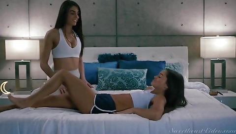 Big tit amateur gets fucked by a toy lesworship