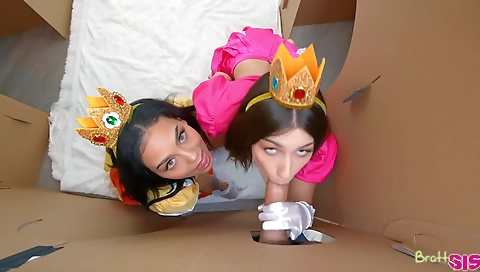 She's alad erot in prowlt flamr wou